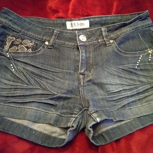 B. B. Jeans Bling Size 11 Shorty Shorts